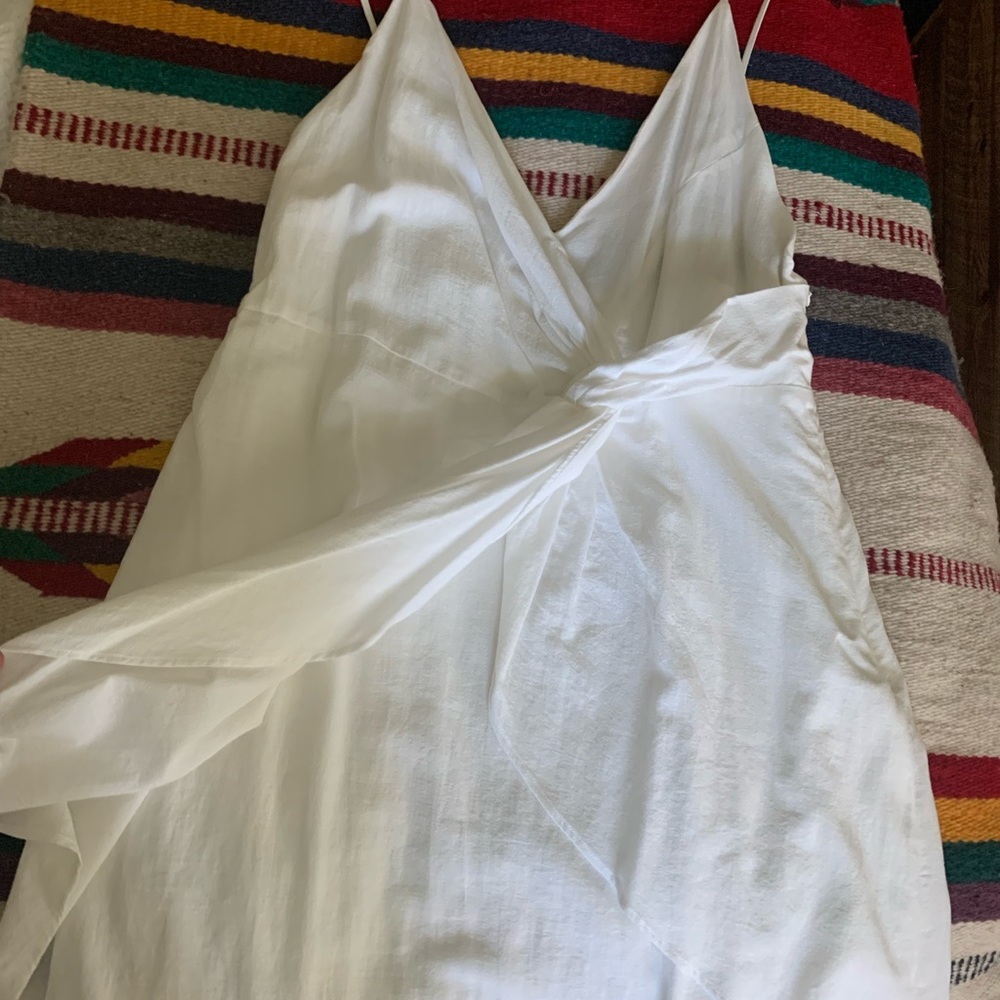 White mini wrap dress; great for bridal shower! Never worn. Size L